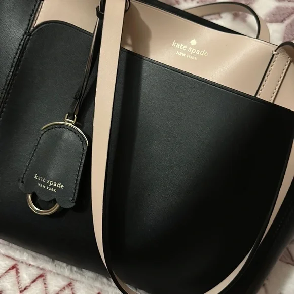 Kate Spade New York handbag - Picture 2 of 9